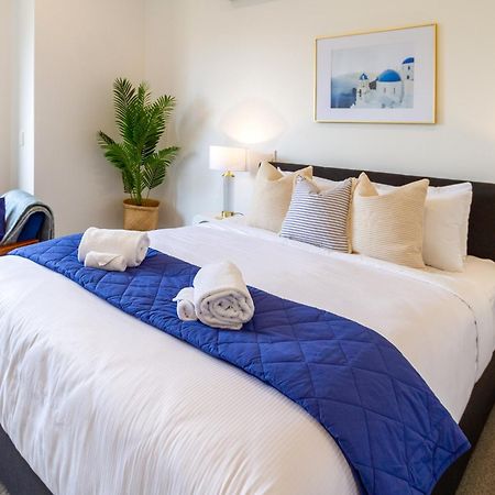 Central Christchurch Santorini Style 1Br Studio Luaran gambar
